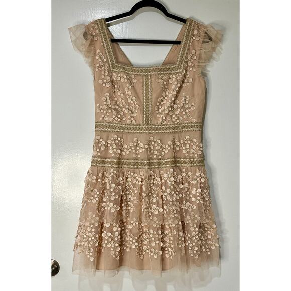 BCBG Cap Sleeve Short Evening Dress Bare Pink Size 8 NWOT Embroidered Details - Picture 2 of 15